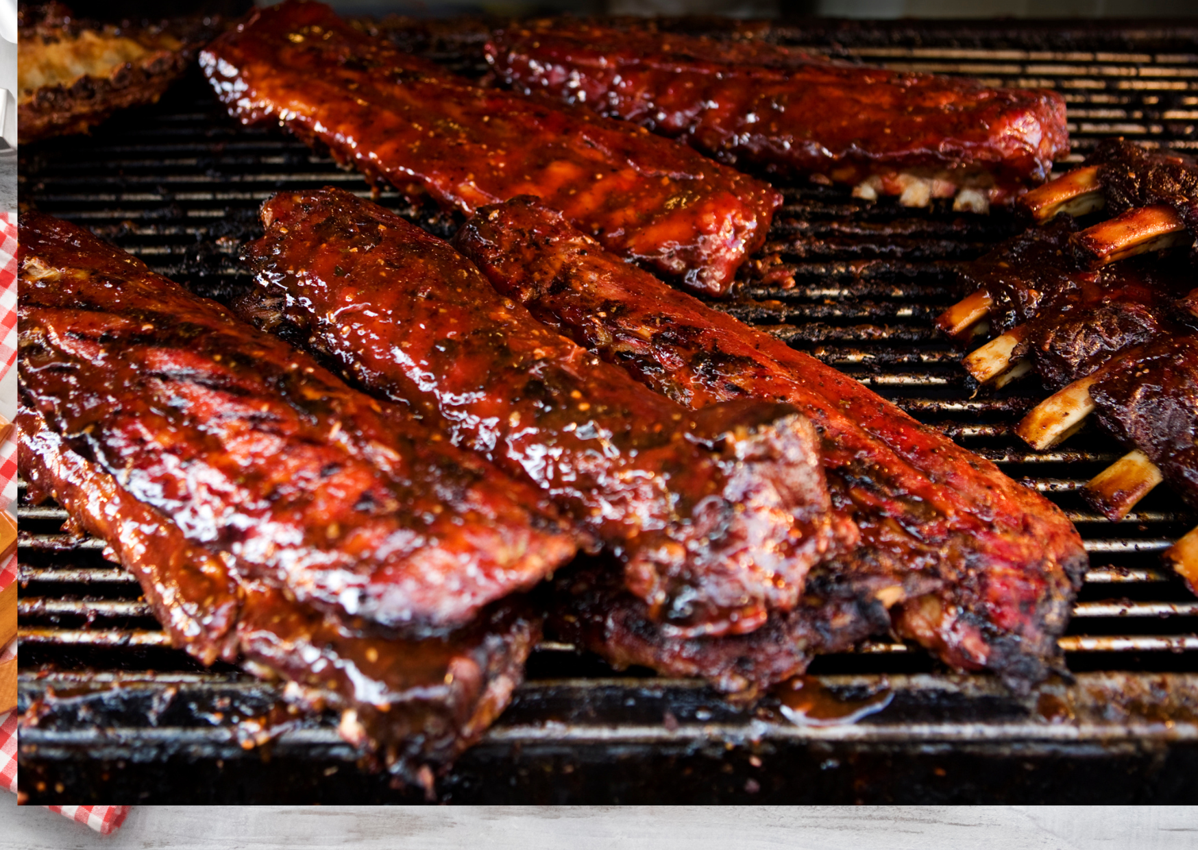 Ribs de porc fumés